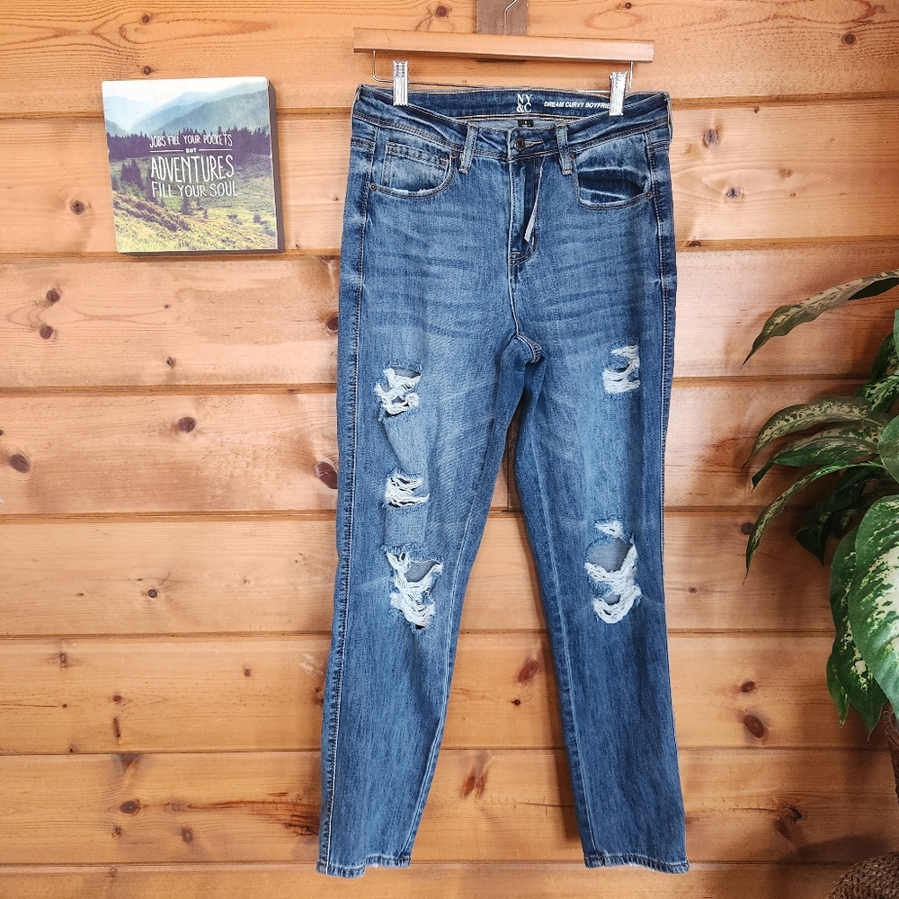 NY&C 💜 NWT Distressed Dream Curvy High Waist Boyfriend Jeans Stretch 6 X‎ 30"